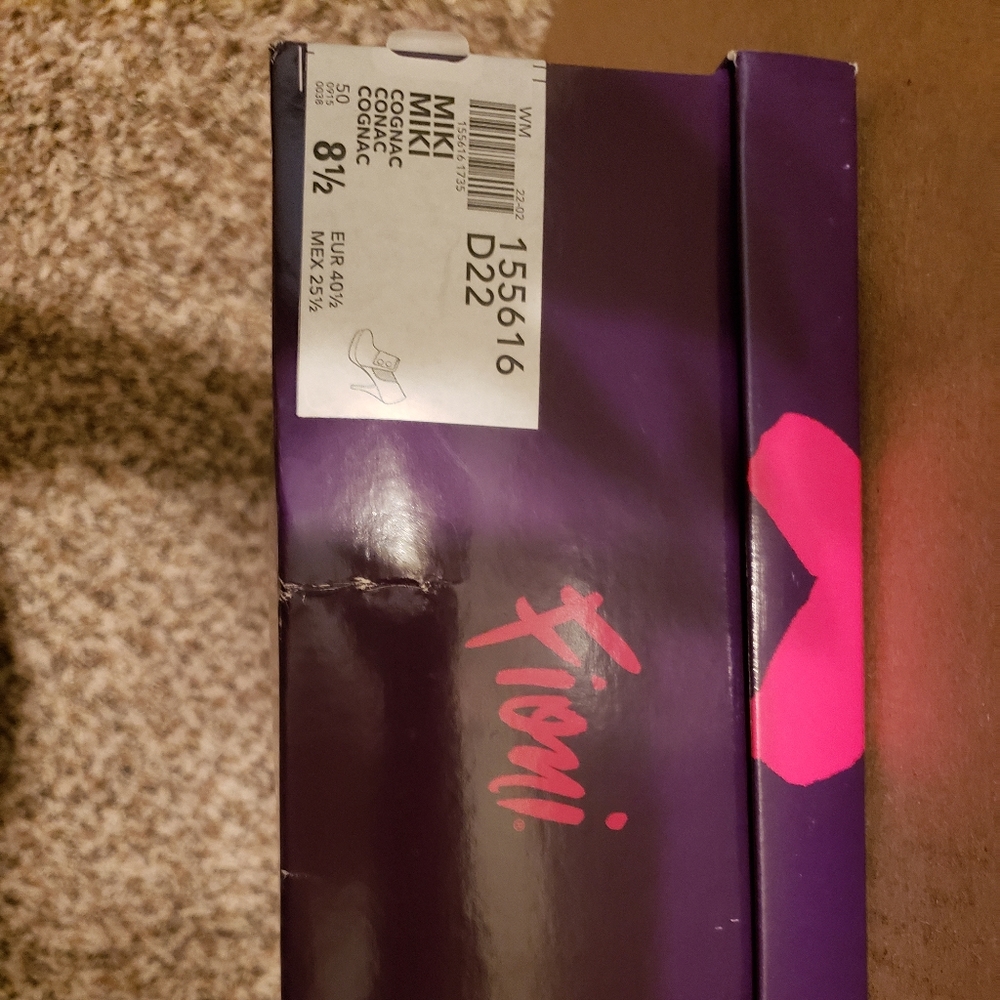 Miki Fioni platform booties